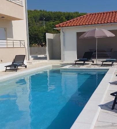 Villa Ana Perfect For Families With Kids And Groups,House With Heated Pool Podstrana Dış mekan fotoğraf