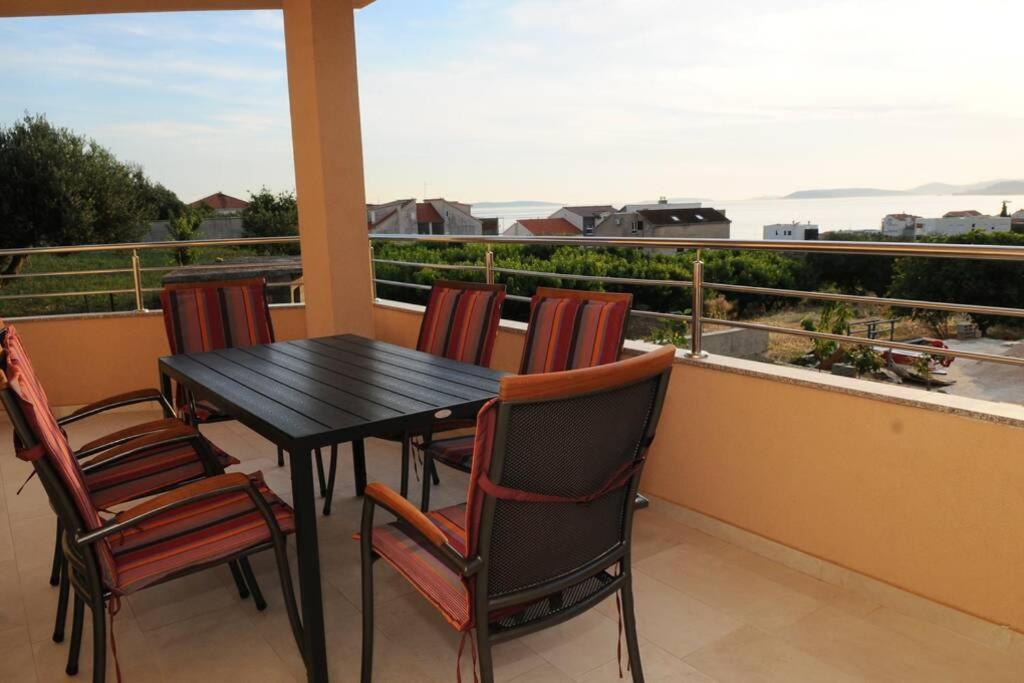 Villa Ana Perfect For Families With Kids And Groups,House With Heated Pool Podstrana Dış mekan fotoğraf