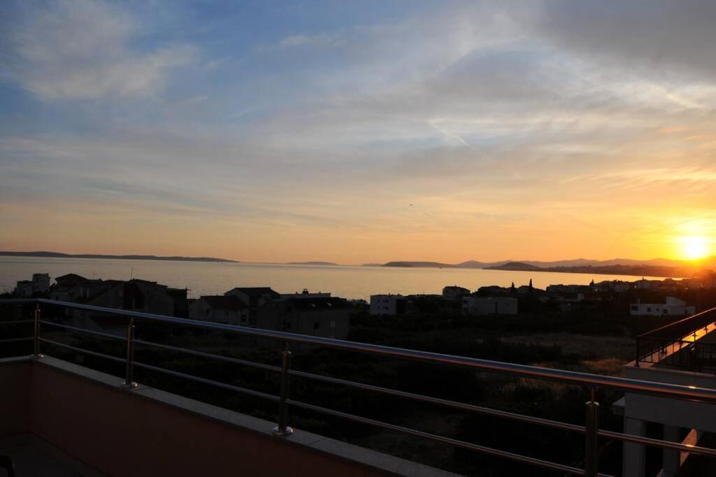 Villa Ana Perfect For Families With Kids And Groups,House With Heated Pool Podstrana Dış mekan fotoğraf