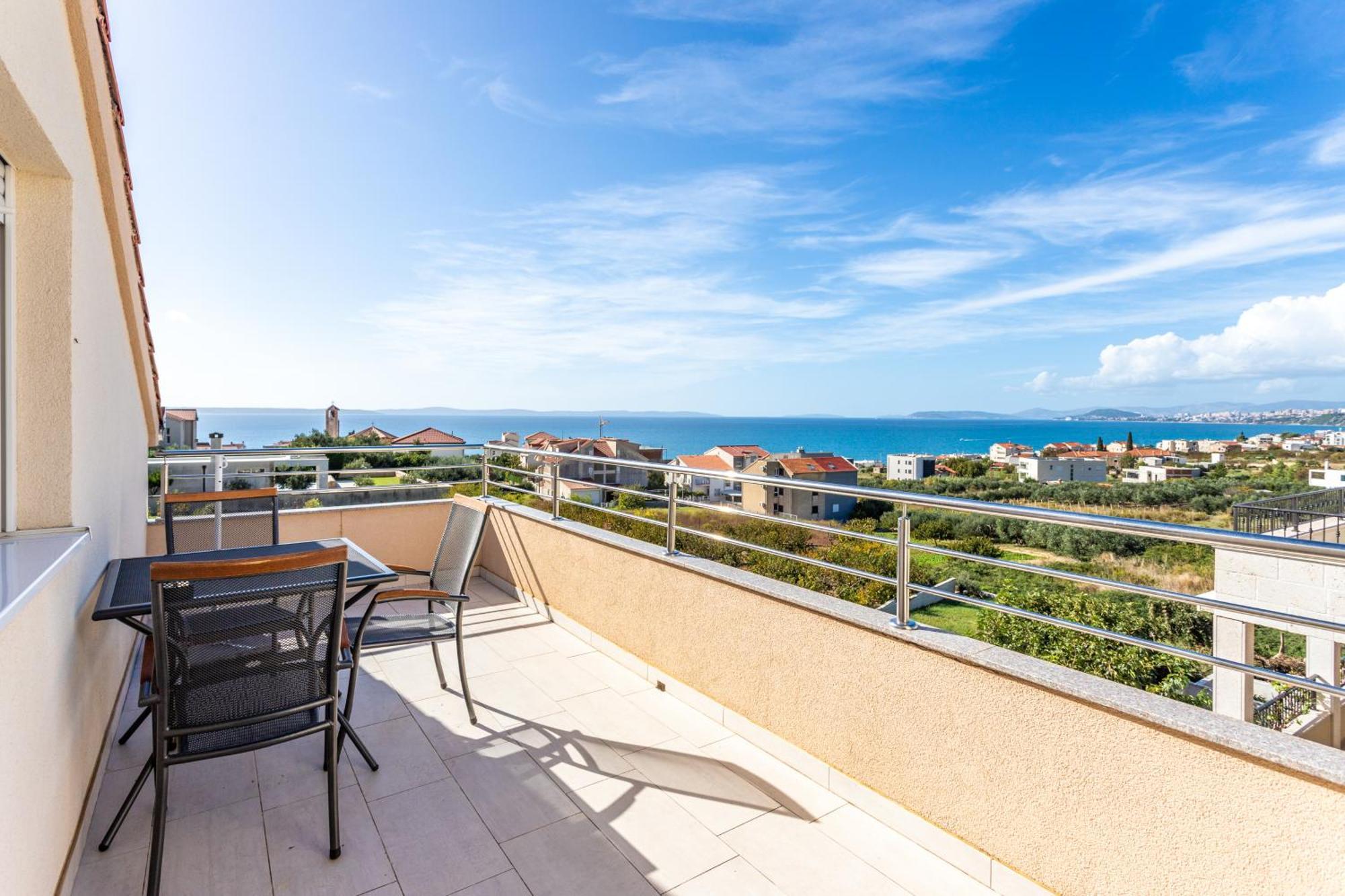 Villa Ana Perfect For Families With Kids And Groups,House With Heated Pool Podstrana Dış mekan fotoğraf