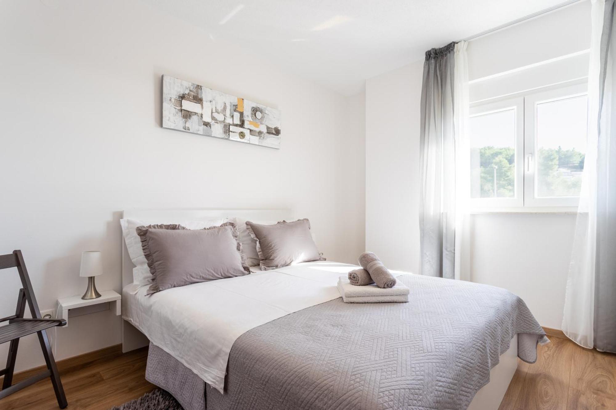 Villa Ana Perfect For Families With Kids And Groups,House With Heated Pool Podstrana Dış mekan fotoğraf