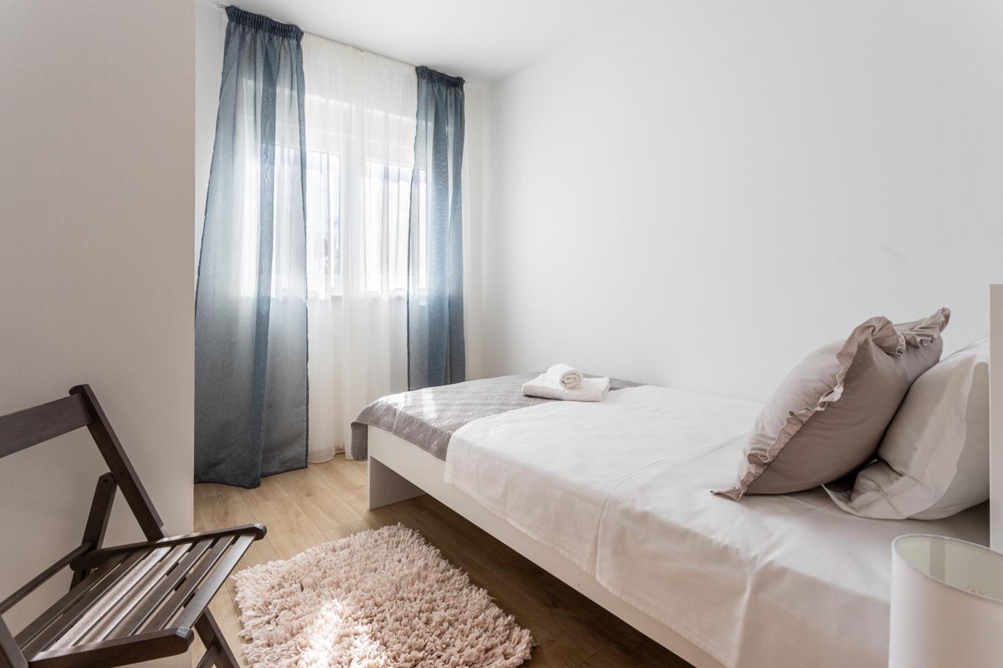 Villa Ana Perfect For Families With Kids And Groups,House With Heated Pool Podstrana Dış mekan fotoğraf