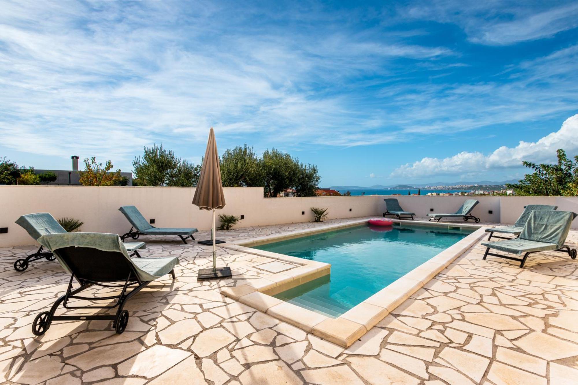 Villa Ana Perfect For Families With Kids And Groups,House With Heated Pool Podstrana Dış mekan fotoğraf